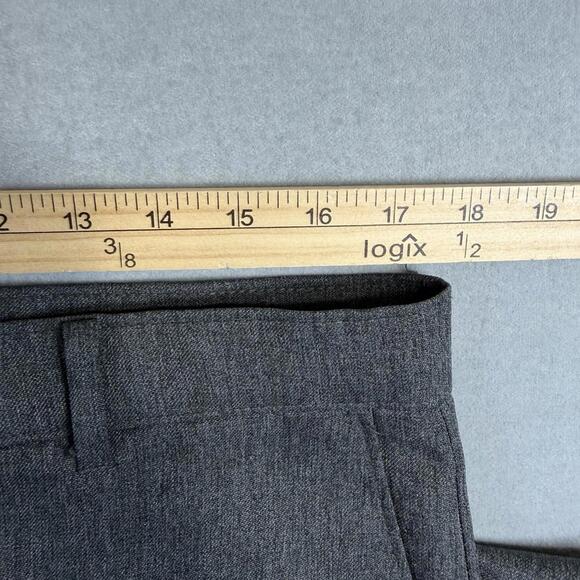 Vintage Levi's Action Slacks Pants Mens 36x34 Gray Flat Front USA Made 90s - Picture 7 of 9